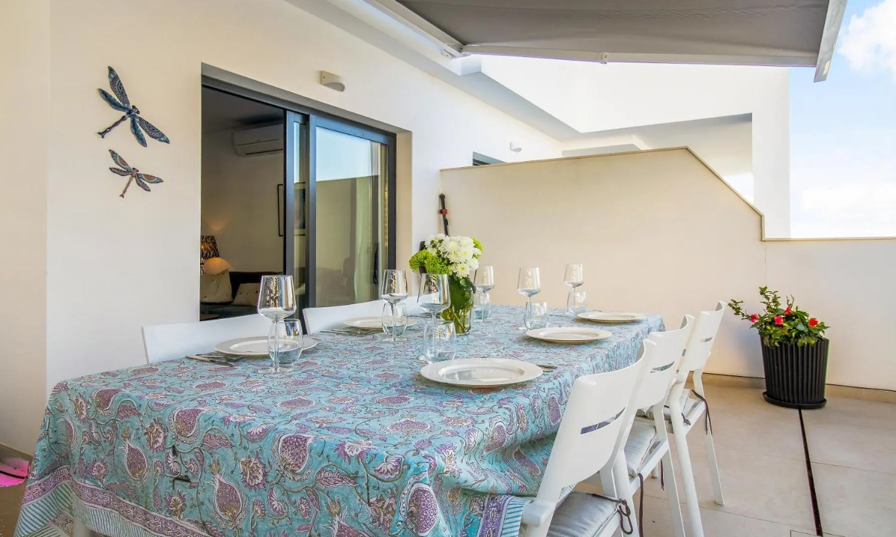 Nerja Apartamento Con Piscina Y Garaje