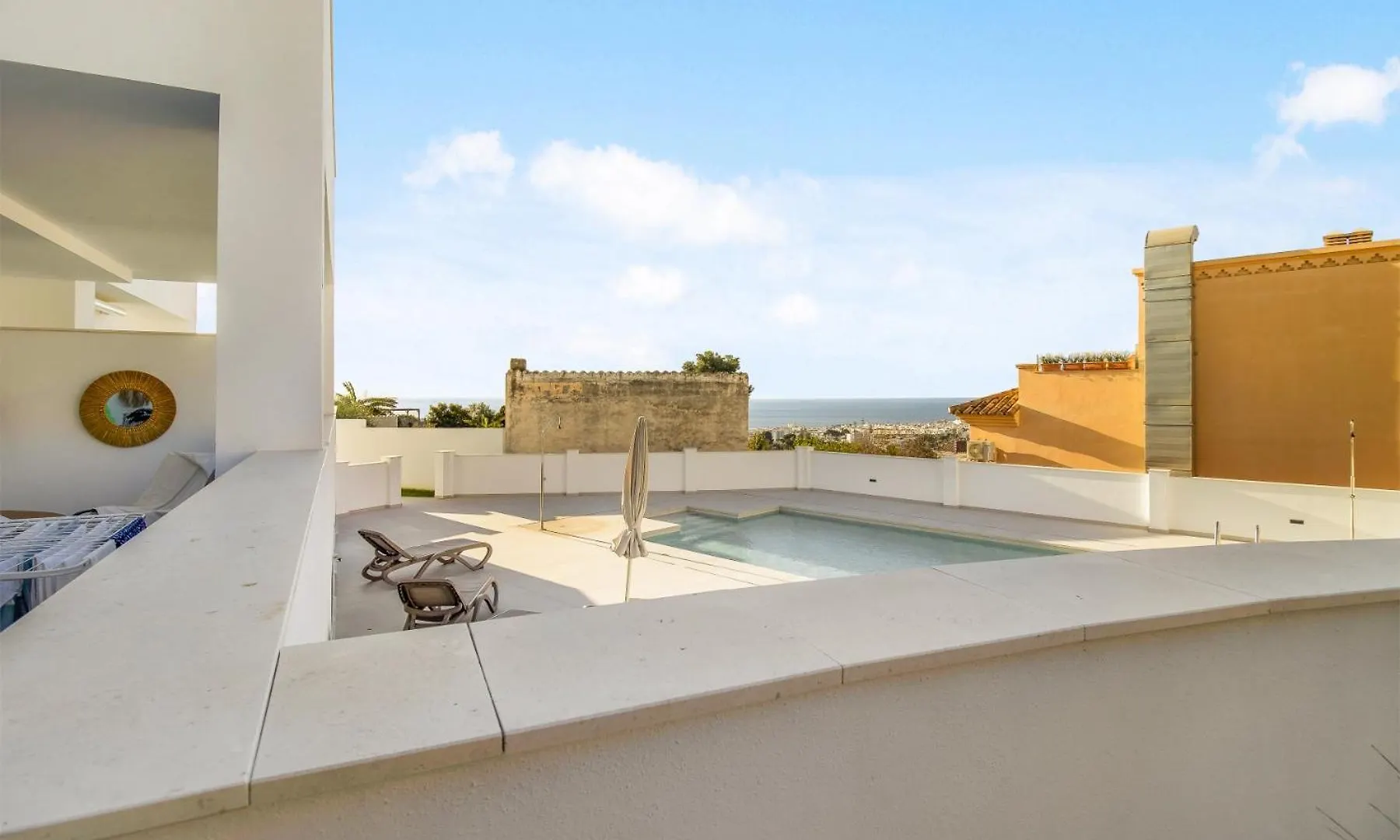 Nerja Apartamento Con Piscina Y Garaje 西班牙